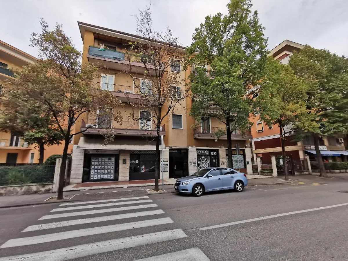 Residenza Bianca 0*, Verona