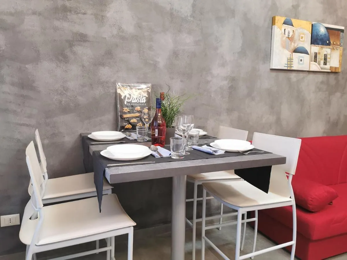 Residenza Bianca 0*, Verona